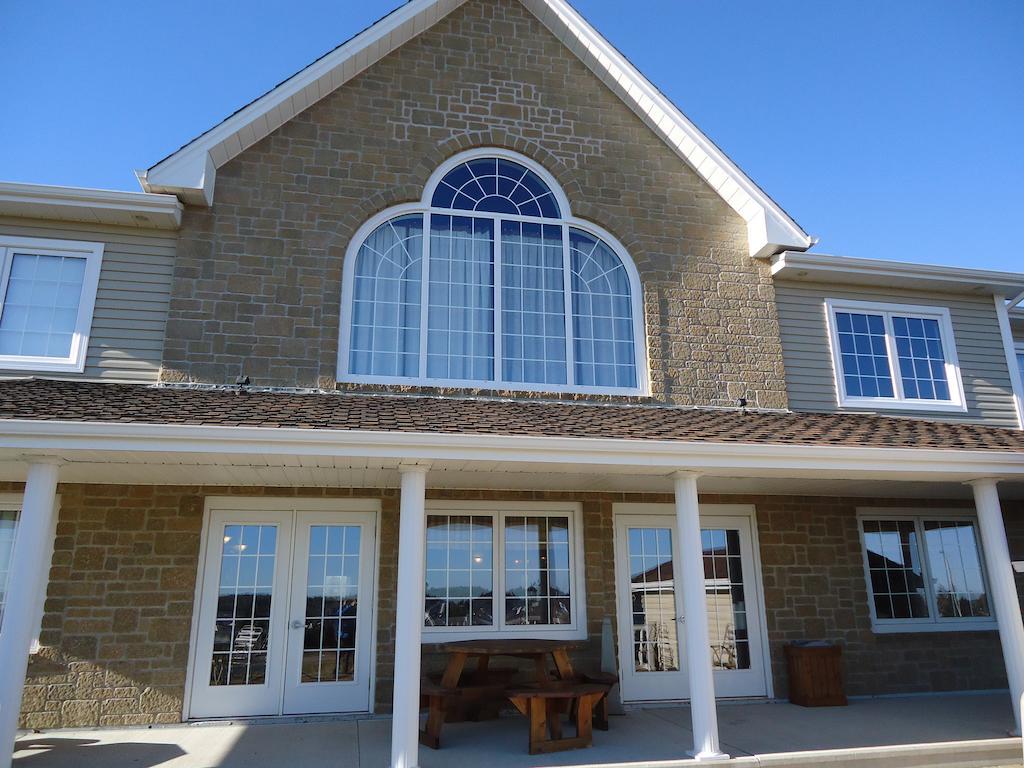 Auberge Bouctouche Inn&Suites Esterno foto